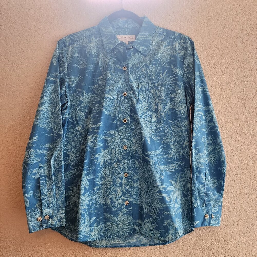 Womens Tori Richard Hawaiian Long Sleeve Button-up - Small